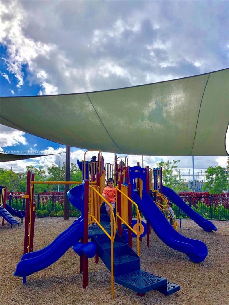10597 NW Nw 81 Terrace, Unit 10597, Doral, FL 33178 Photo