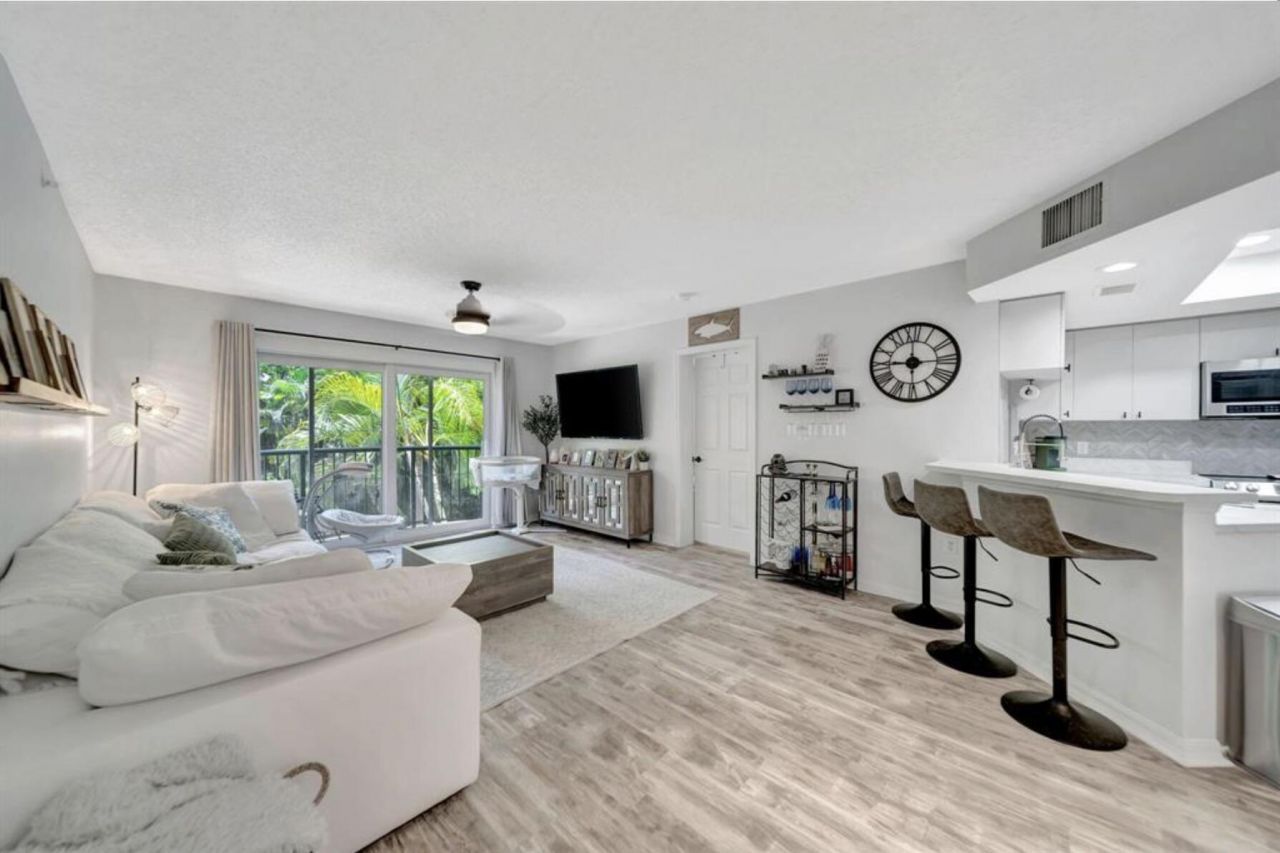 2125 SE 10th Avenue, Fort Lauderdale, FL 33316 Photo