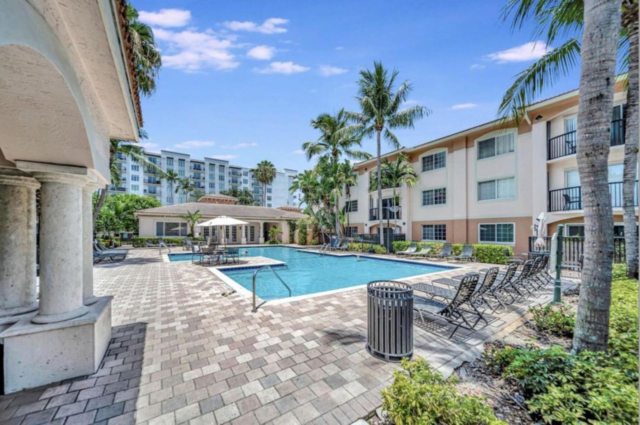 2125 SE 10th Avenue, Fort Lauderdale, FL 33316 Photo