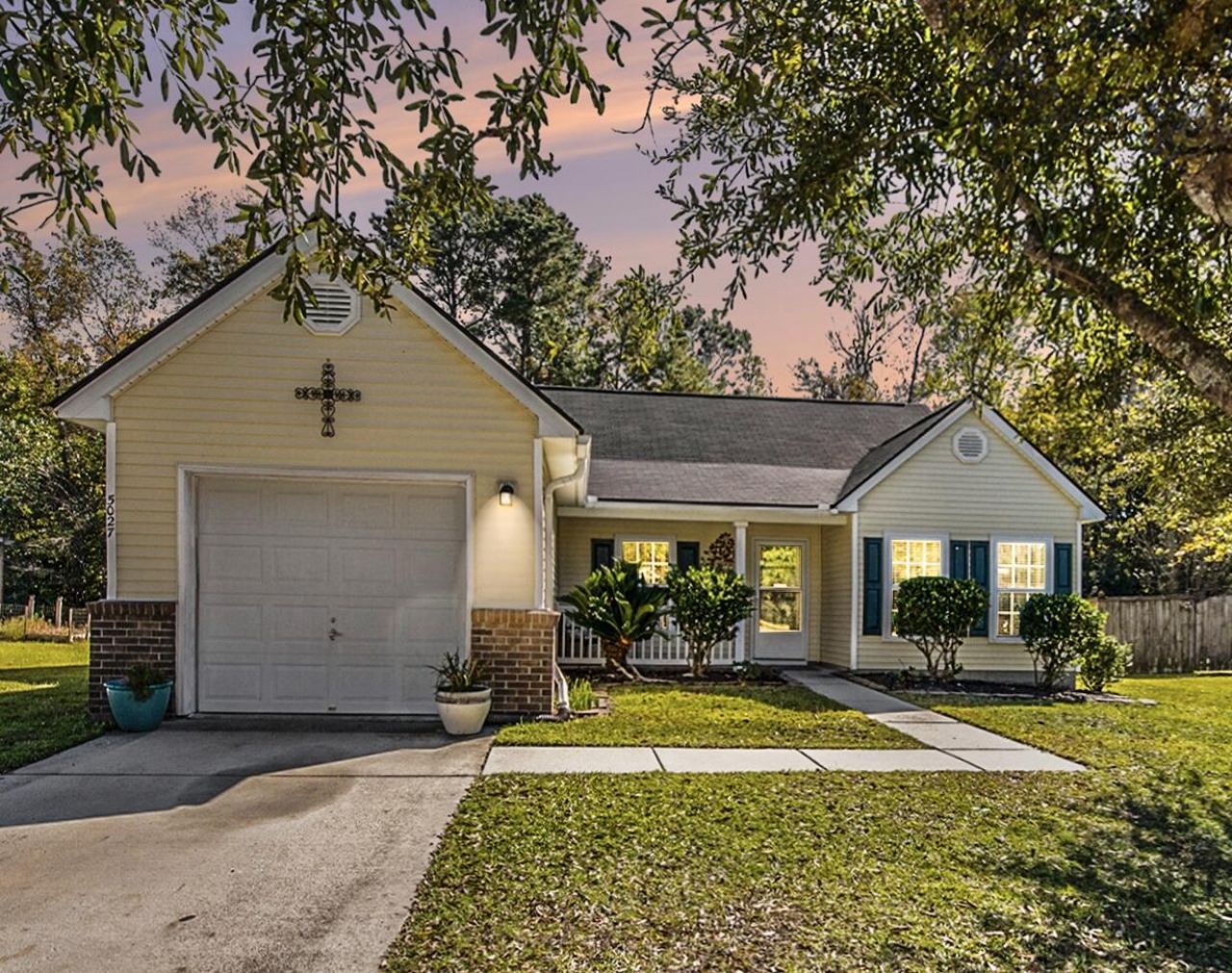5027 Thornton Drive Photo 24