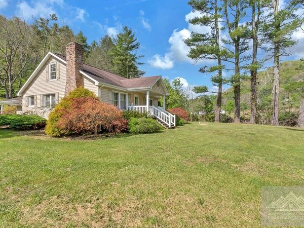 12381 Beckley Road, Camp Creek, WV 25820