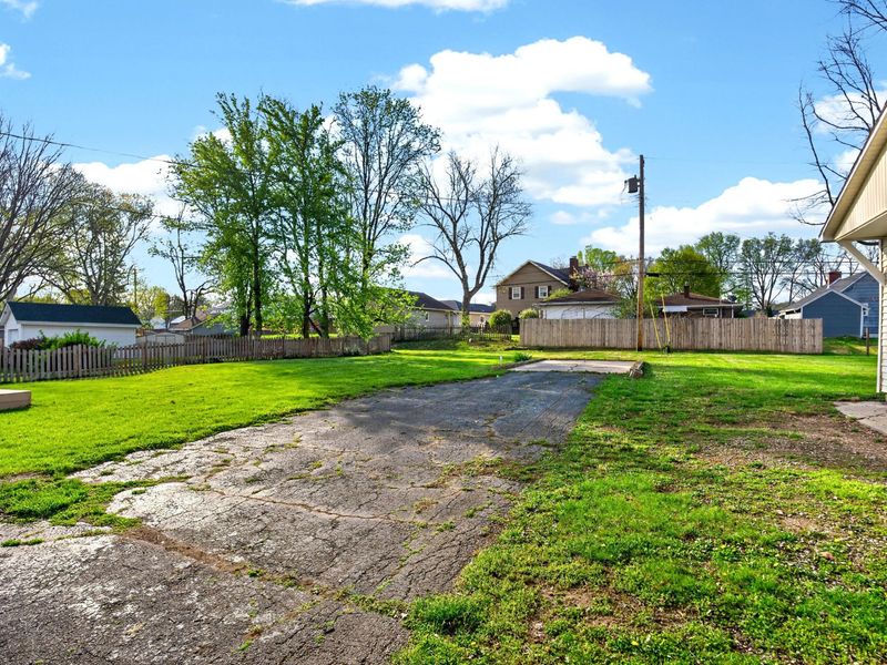 1951 Harshman Boulevard, Springfield, OH 45504 Photo 35