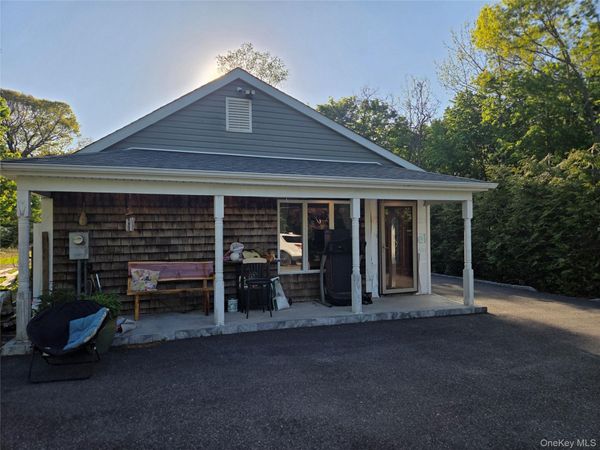 328 Terryville Road , Port Jefferson Station, NY 11776