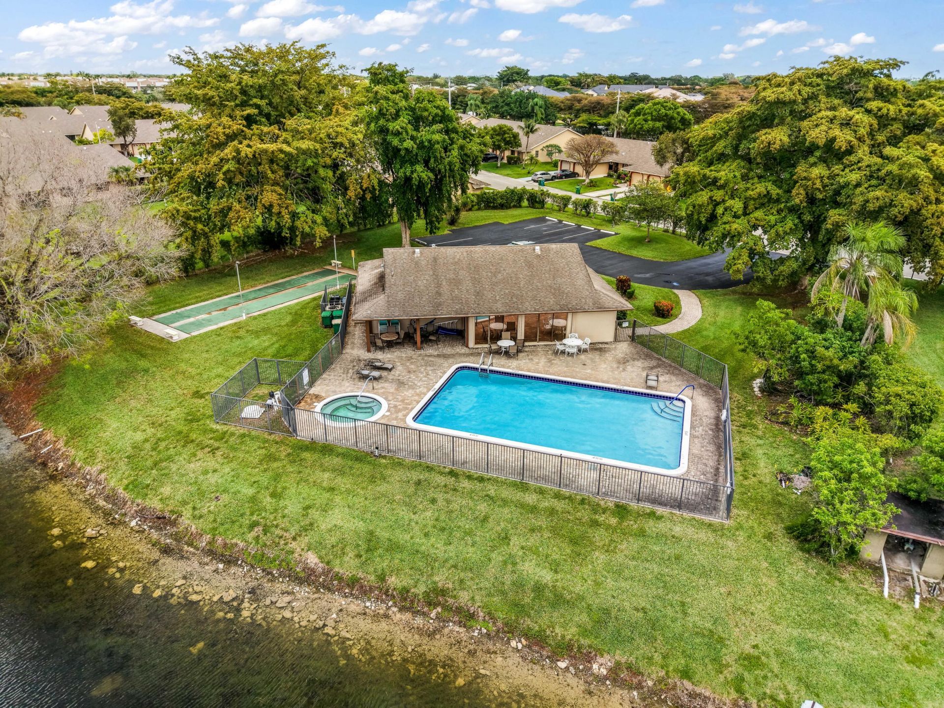 9663 NW 76th Street, Tamarac, FL 33321 Photo