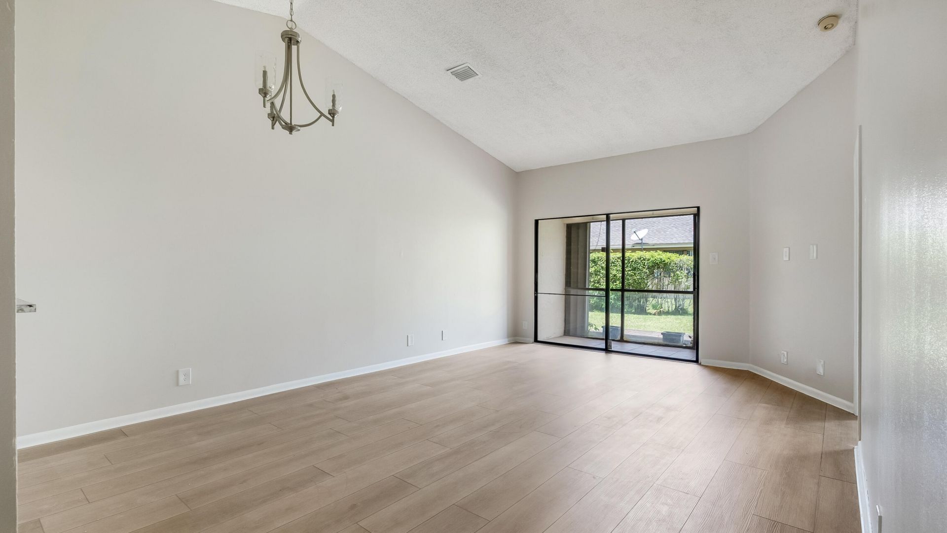 9663 NW 76th Street, Tamarac, FL 33321 Photo