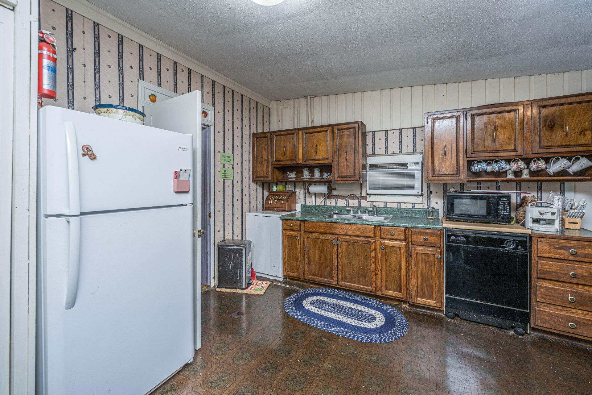 1711 Jessamine Road Photo 10