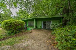 1711 Jessamine Road photo 4