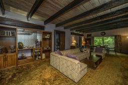 1711 Jessamine Road photo 4