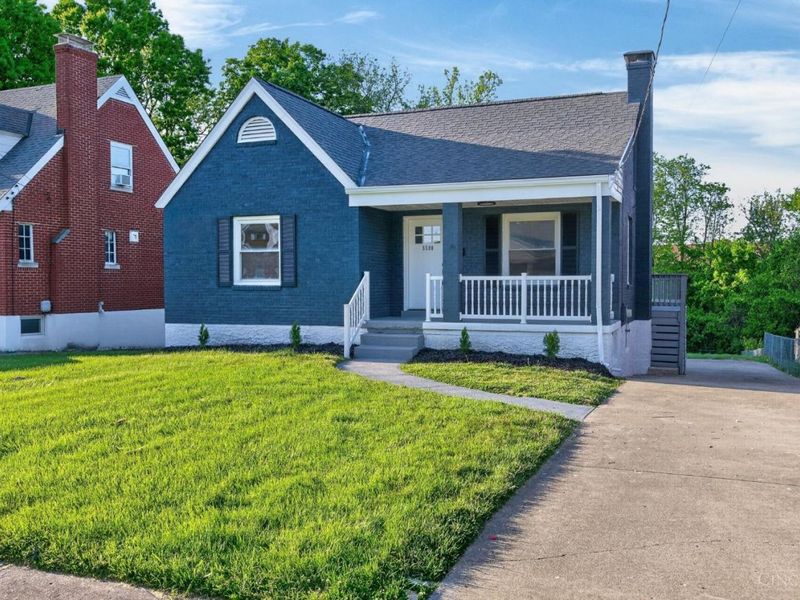 5590 Surrey Avenue, Green Township, OH 45248 Photo 3