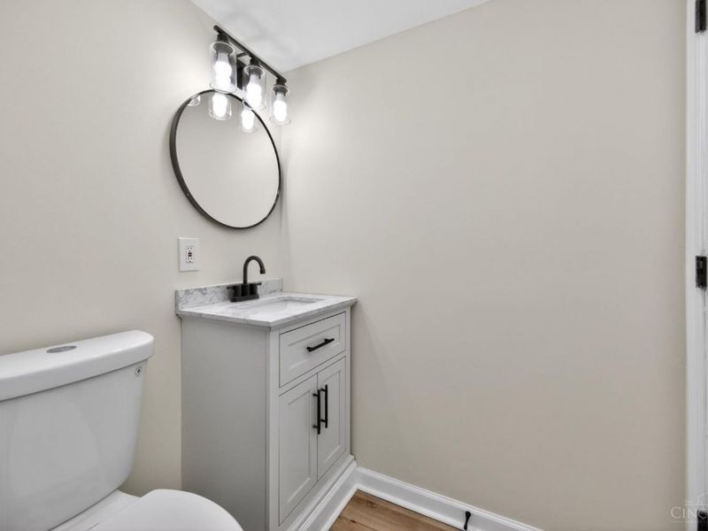 5590 Surrey Avenue, Green Township, OH 45248 Photo 32