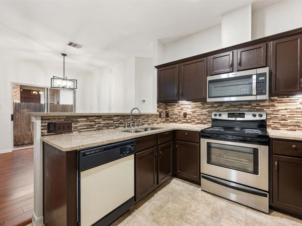 2429A Curry LOOP, Round Rock, TX 78664