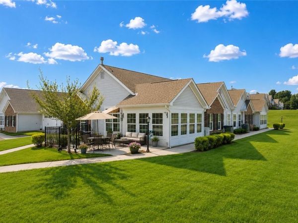 307 Spring Valley Drive, Zelienople, PA 16063