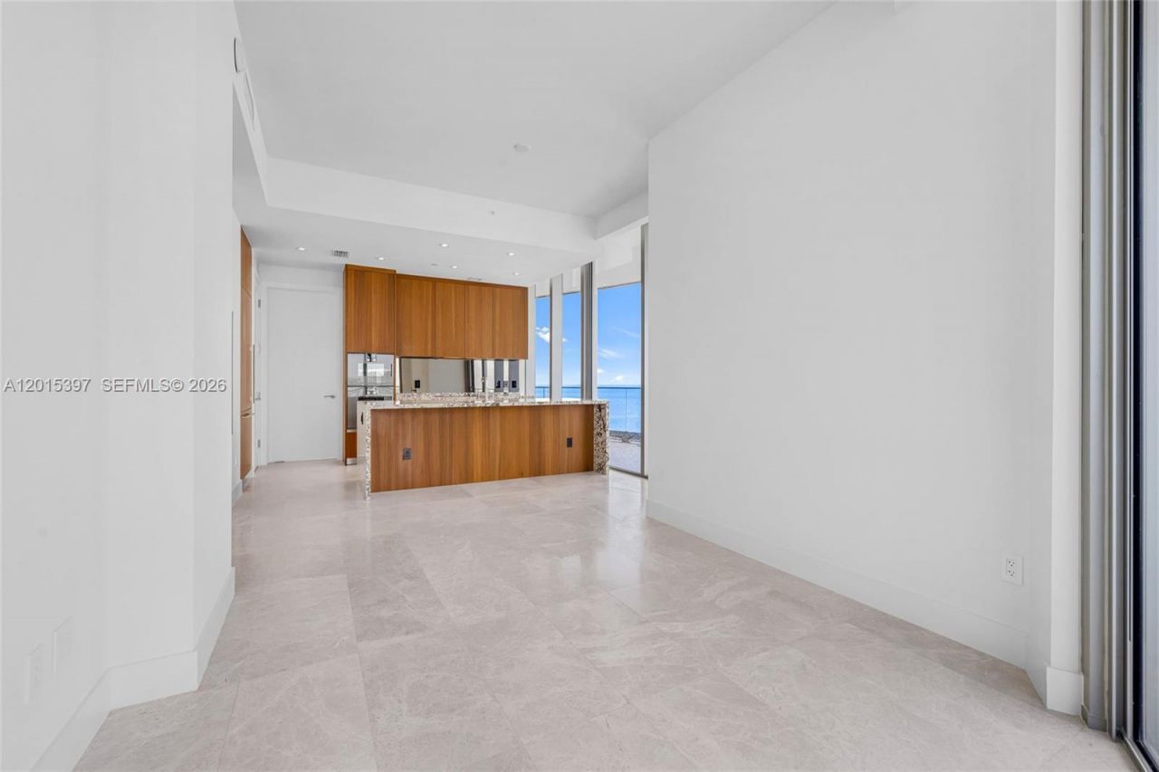 175 SE 25 Road , Unit 1203, Miami, FL 33129 Photo