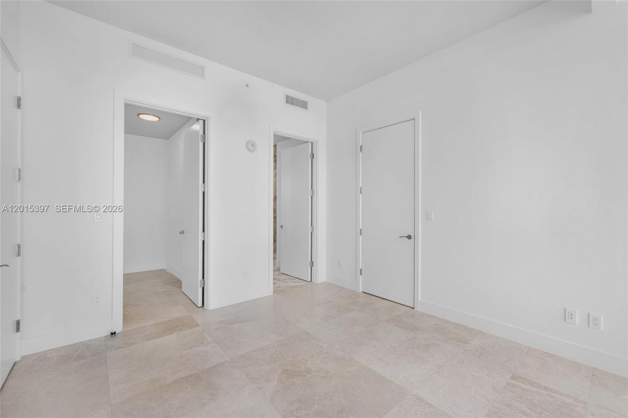 175 SE 25 Road , Unit 1203, Miami, FL 33129 Photo