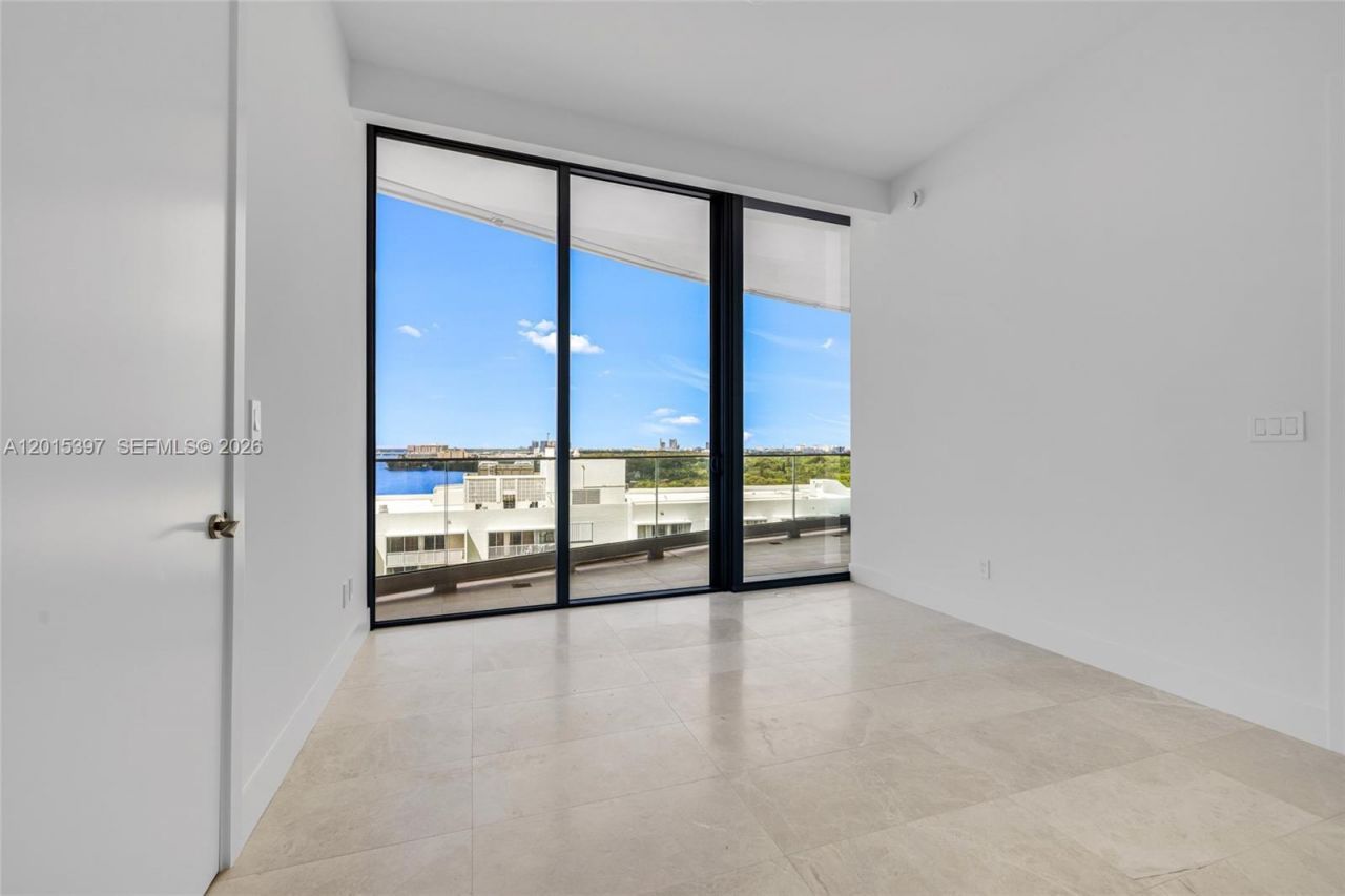 175 SE 25 Road , Unit 1203, Miami, FL 33129 Photo