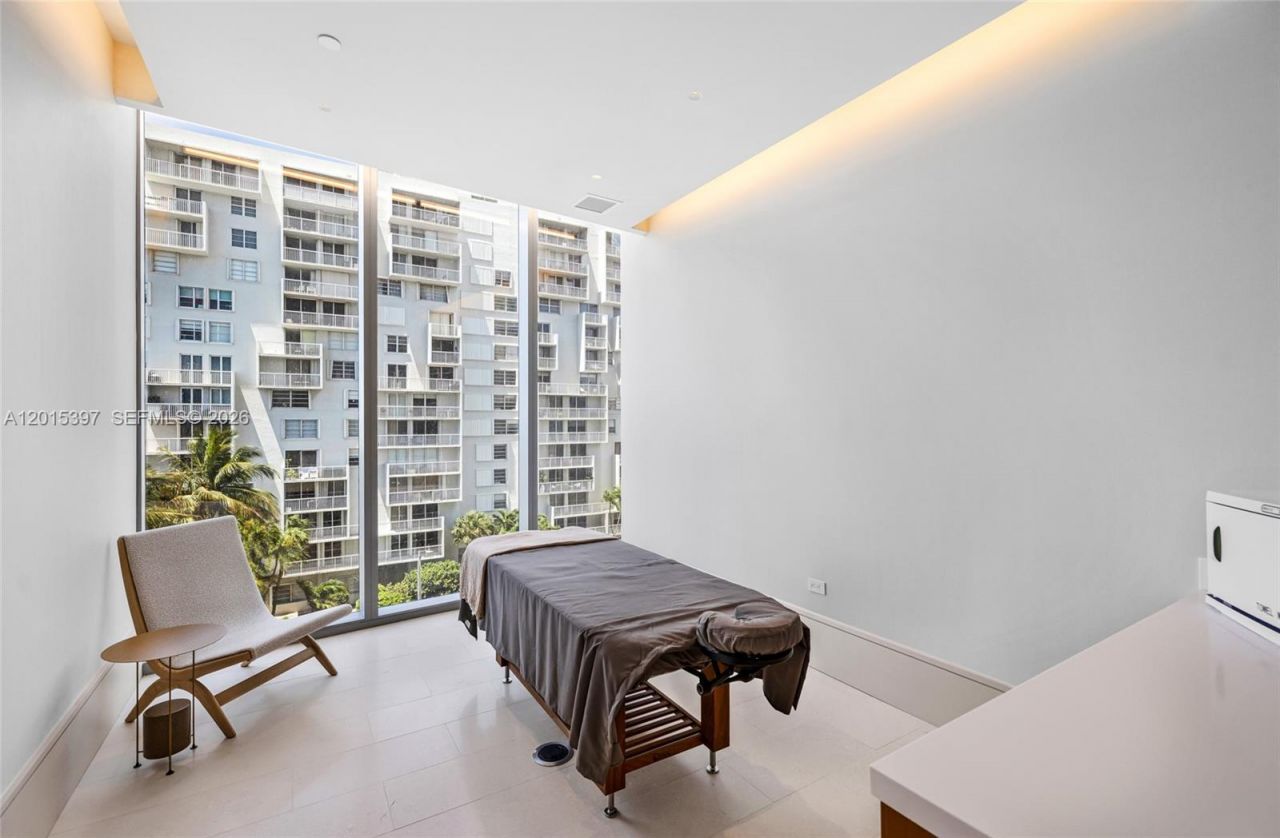 175 SE 25 Road , Unit 1203, Miami, FL 33129 Photo