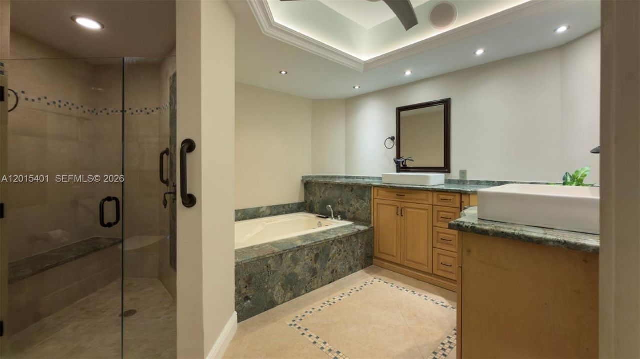 2000 Island Blvd , Unit 3004, Aventura, FL 33160 Photo
