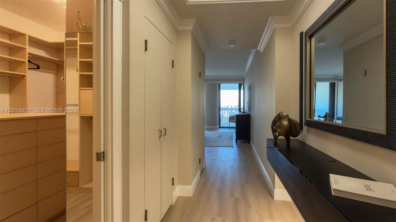 2000 Island Blvd , Unit 3004, Aventura, FL 33160 Photo
