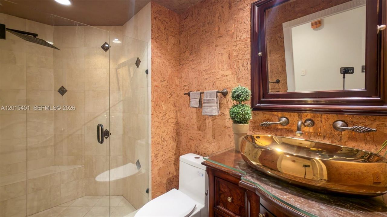 2000 Island Blvd , Unit 3004, Aventura, FL 33160 Photo