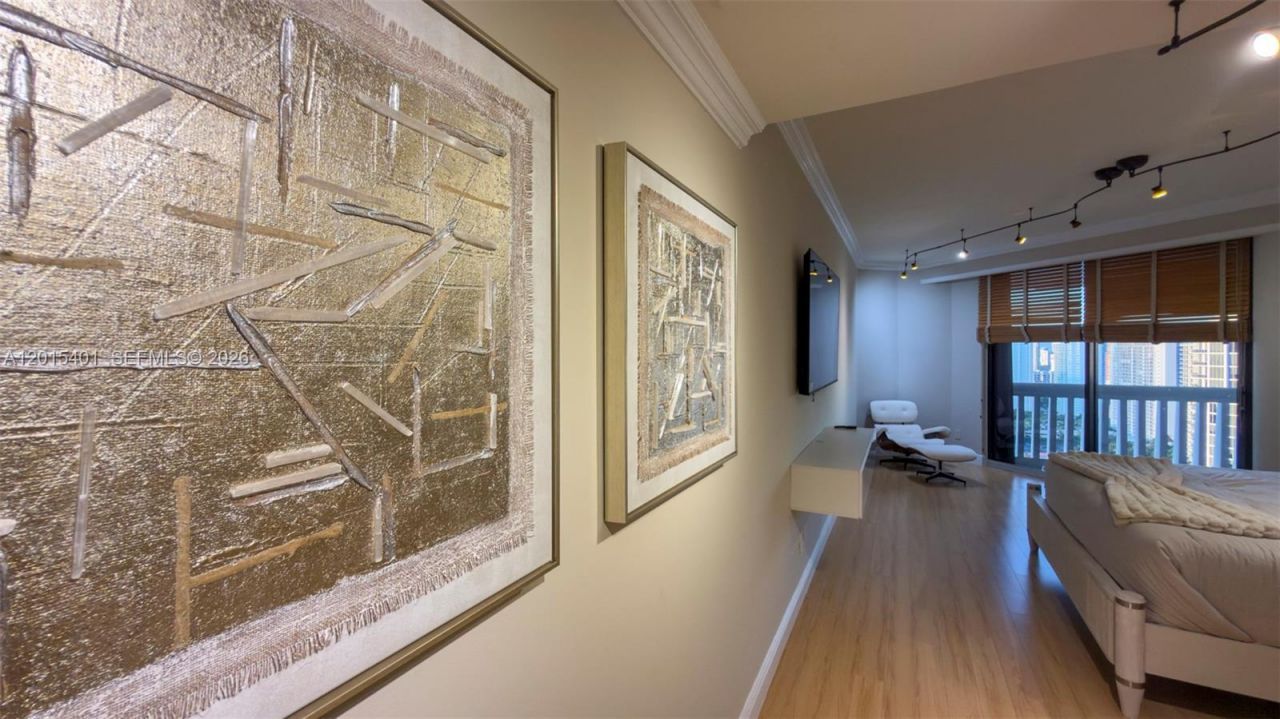 2000 Island Blvd , Unit 3004, Aventura, FL 33160 Photo