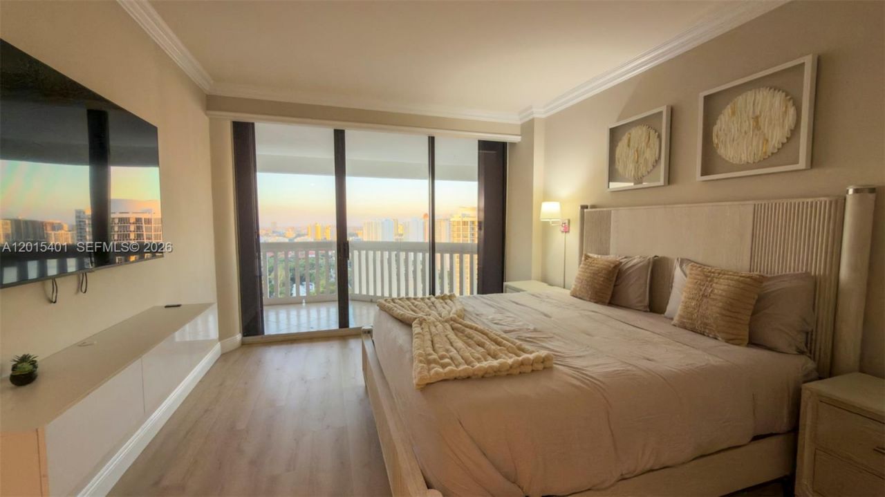 2000 Island Blvd , Unit 3004, Aventura, FL 33160 Photo