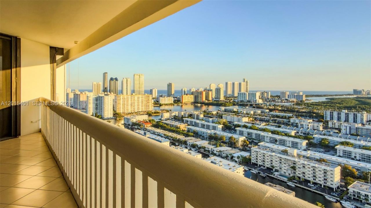 2000 Island Blvd , Unit 3004, Aventura, FL 33160 Photo
