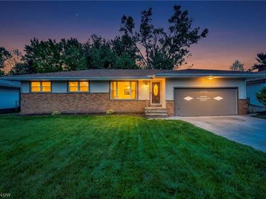 13177 Whitney Road, Strongsville, OH 44136