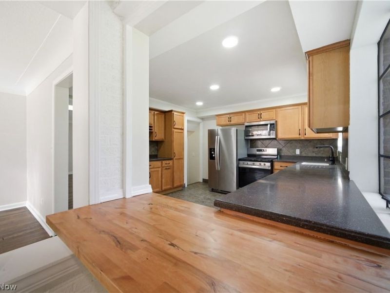 4101 Washington Boulevard, University Heights, OH 44118 Photo 14