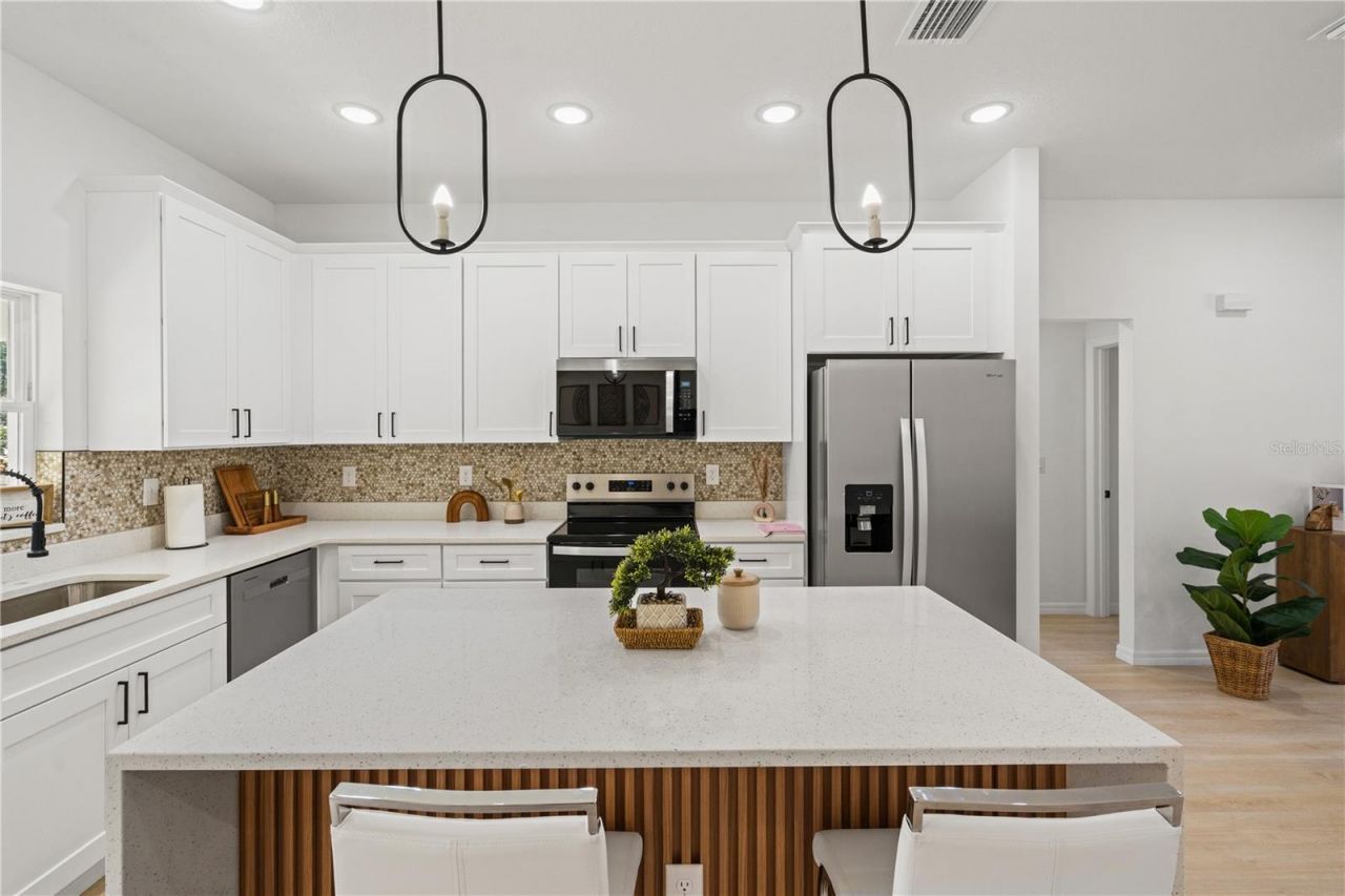 9300 N Satinwood Terrace, Citrus Springs, FL 34433 Photo