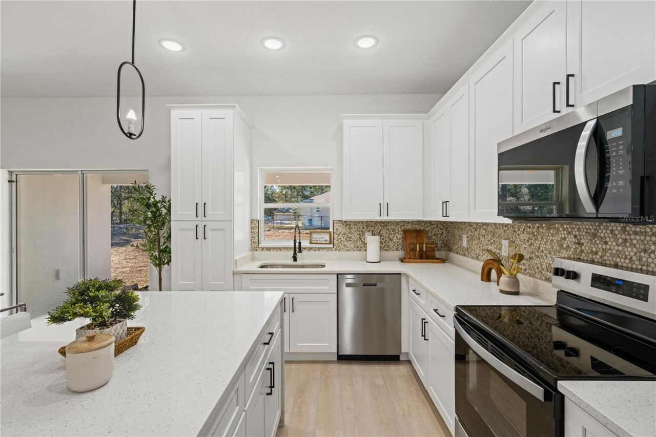 9300 N Satinwood Terrace, Citrus Springs, FL 34433 Photo