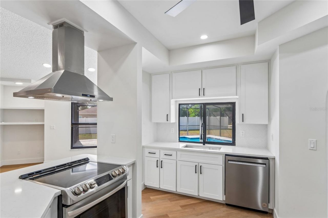 9124 Elida Road, Spring Hill, FL 34608 Photo