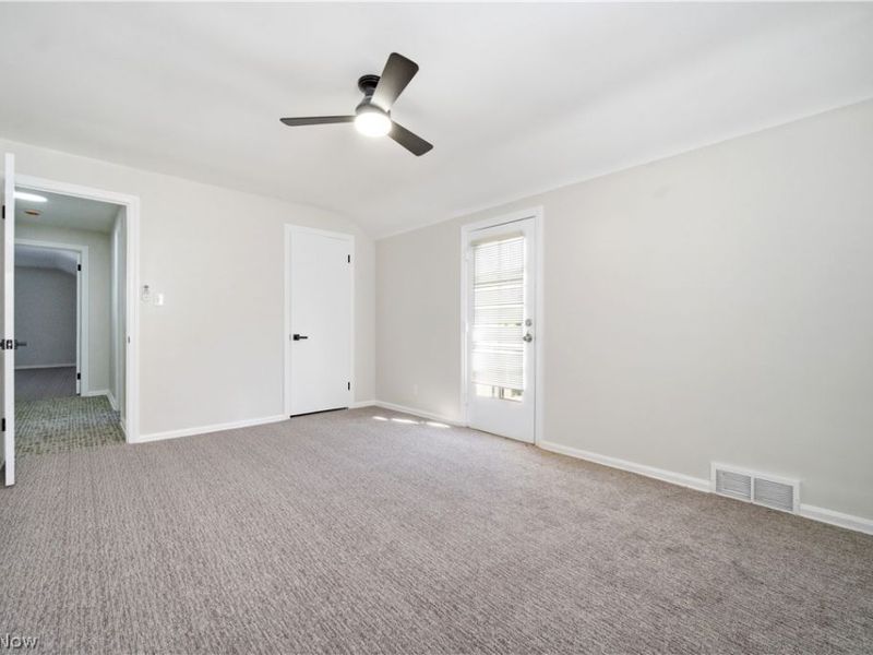 4037 Washington Boulevard, University Heights, OH 44118 Photo 19