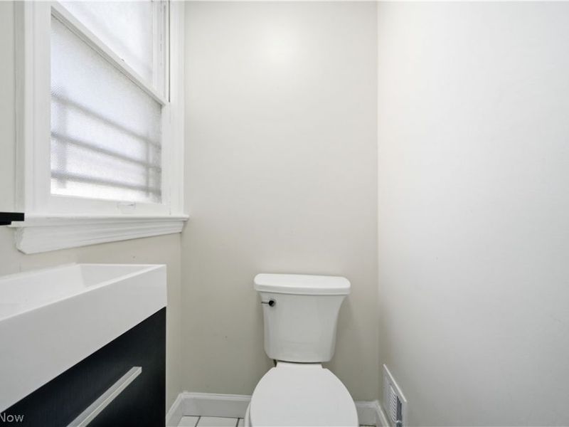 4037 Washington Boulevard, University Heights, OH 44118 Photo 26