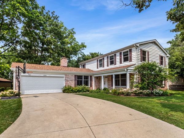 3850 Dauphine Avenue , Northbrook, IL 60062