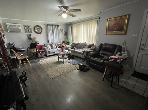 Main Photo