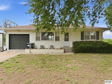6102 Bancroft Street , Omaha, NE 68106