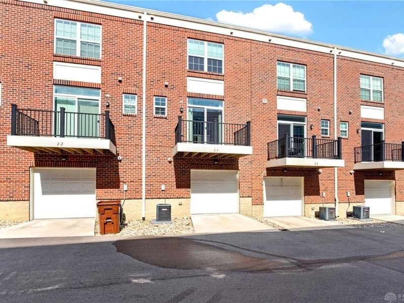 24 N Center Street, Springfield, OH 45502 Photo 36