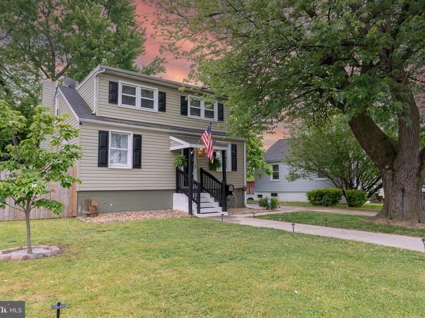 220 Pinewood Road, Baltimore, MD 21222 Main Photo