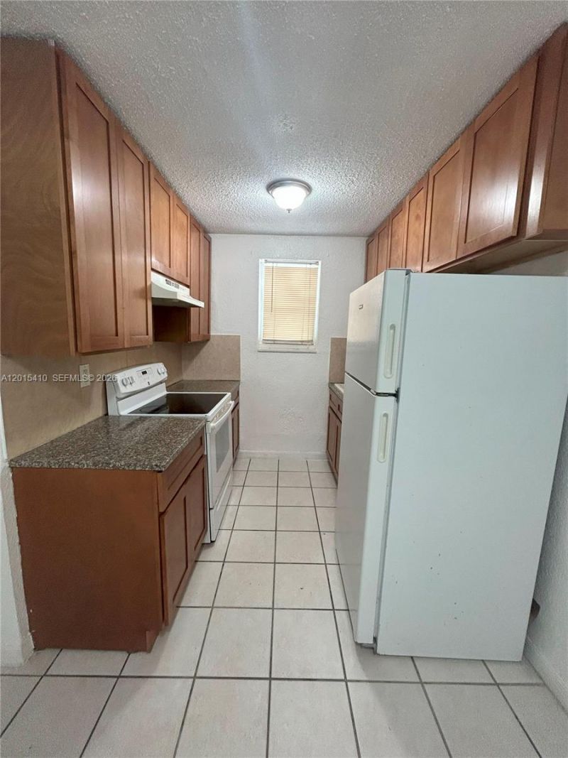 5814 NE 4th Ct, Unit 3, Miami, FL 33137 Photo