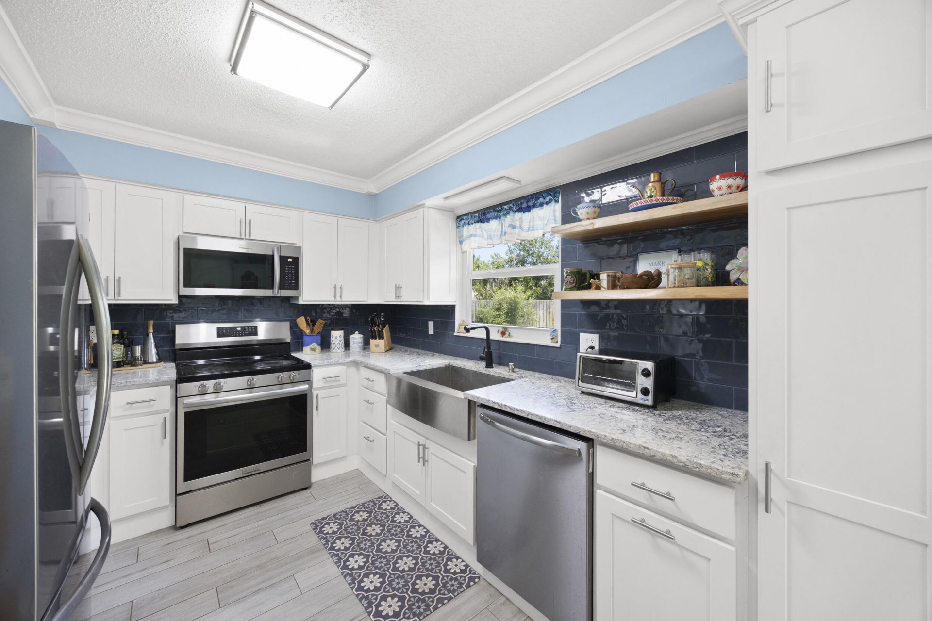 8704 SE Jardin Street, Hobe Sound, FL 33455 Photo