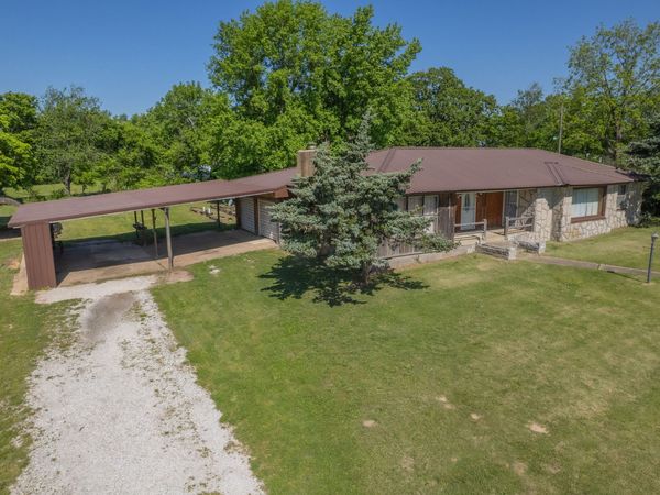 219 S Roy Hill Boulevard , Goodman, MO 64843