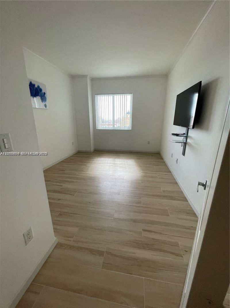 10 Aragon Ave , Unit 1220, Coral Gables, FL 33134 Photo