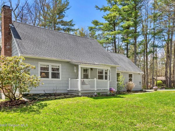 230 Middle Road, Austerlitz, NY 12017