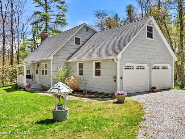 230 Middle Road, Austerlitz, NY 12017