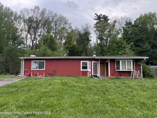12 Park Circle, Mount Marion, NY 12456