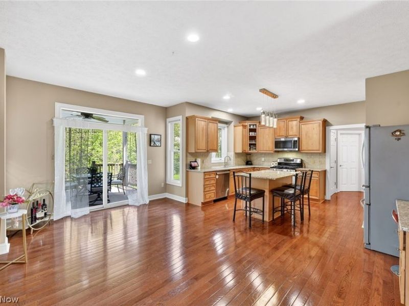 9336 W Hampton Drive, North Royalton, OH 44133 Photo 18