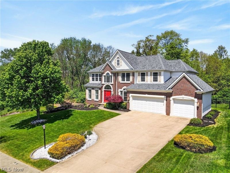 9336 W Hampton Drive, North Royalton, OH 44133 Photo 2