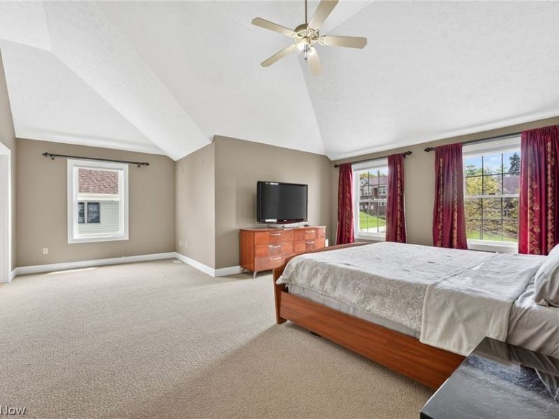 9336 W Hampton Drive, North Royalton, OH 44133 Photo 25