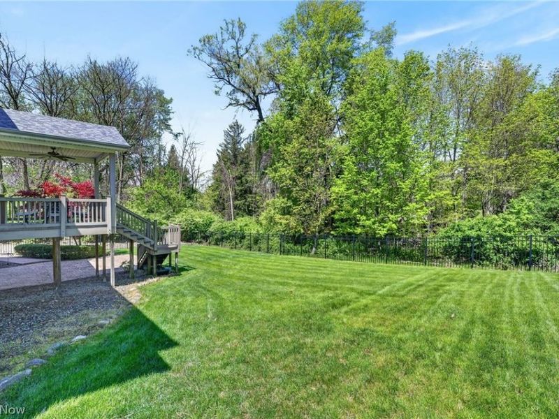 9336 W Hampton Drive, North Royalton, OH 44133 Photo 38