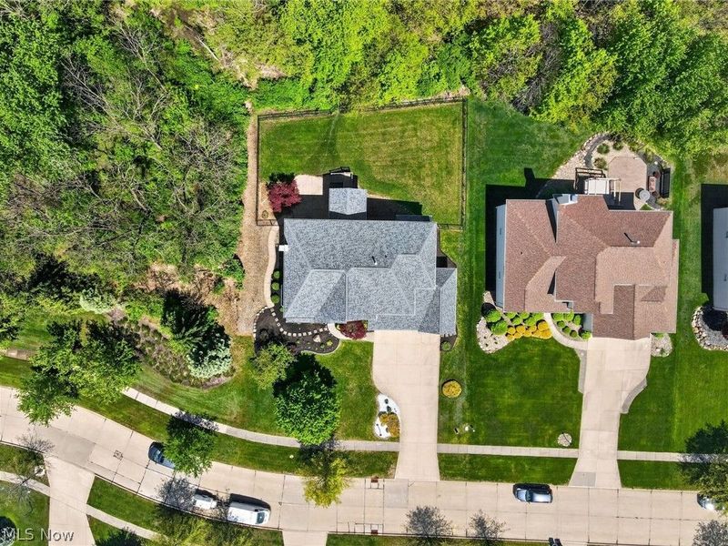 9336 W Hampton Drive, North Royalton, OH 44133 Photo 4